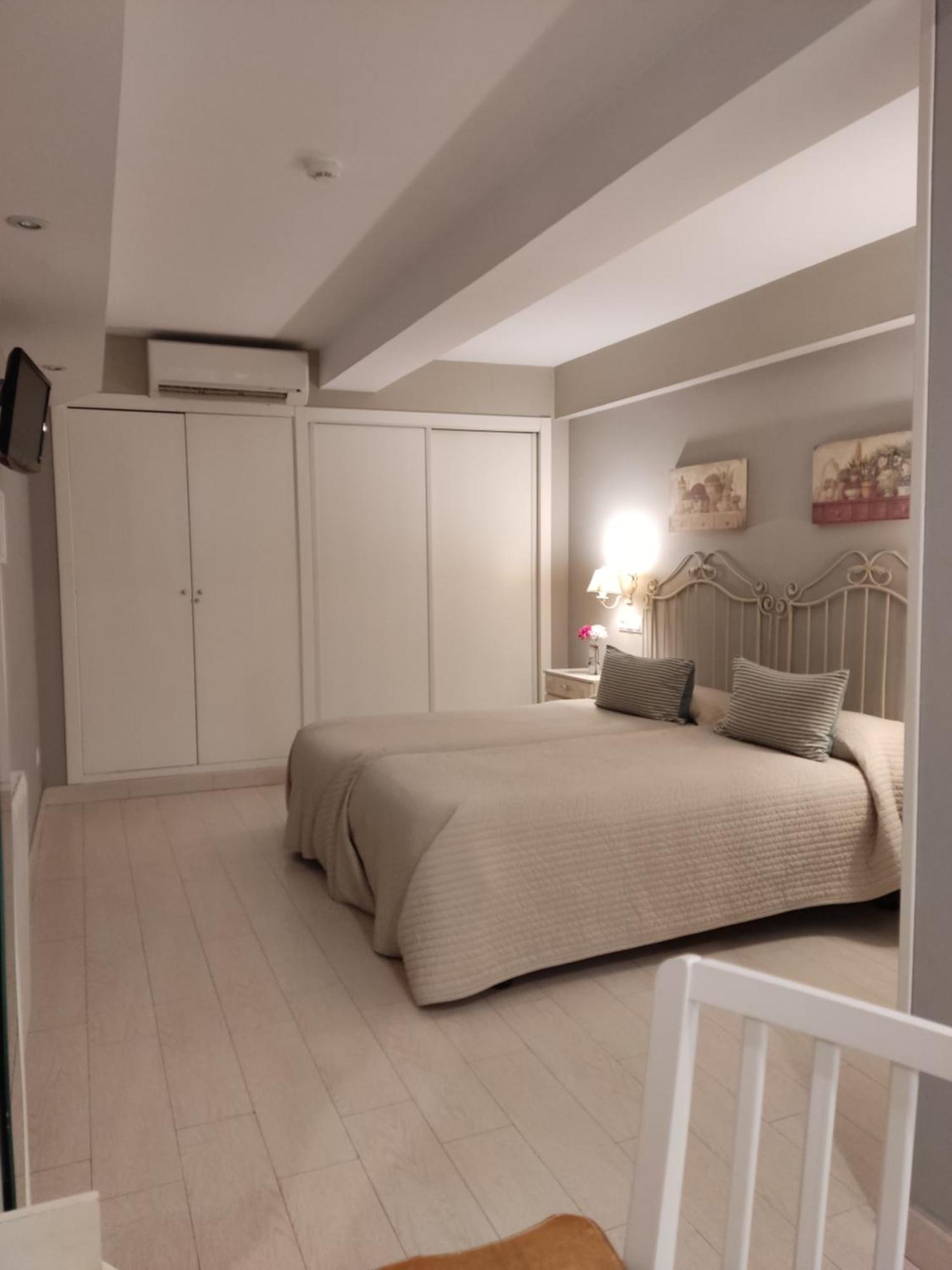Hospedaje San Francisco Segovia Phòng bức ảnh